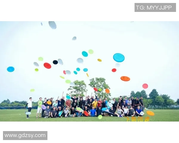 飞盘飞扬：成都飞盘队的奋斗与成长之路全景纪实